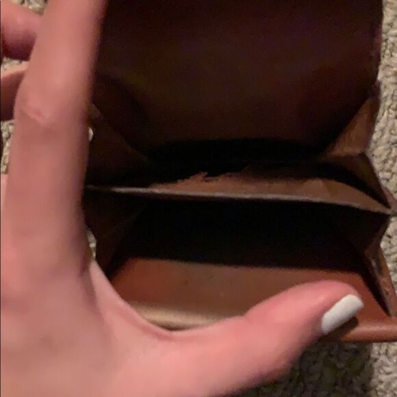 Louis Vuitton Small Wallet - Picture 3 of 9